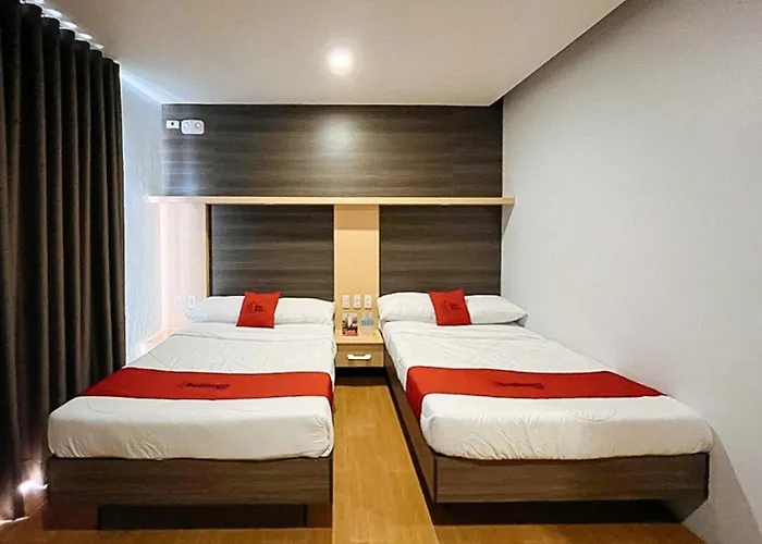 Reddoorz Near Southwestern * 세부